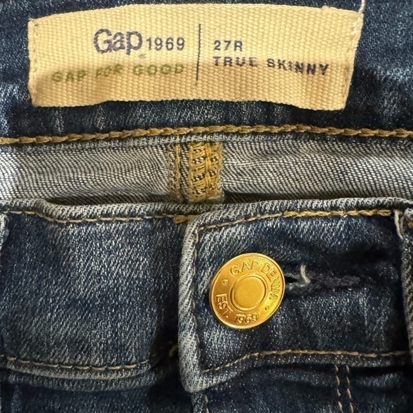 GAP Skinny Jeans, Gold accent tears ✨ size 27R. E y2k - Picture 2 of 6
